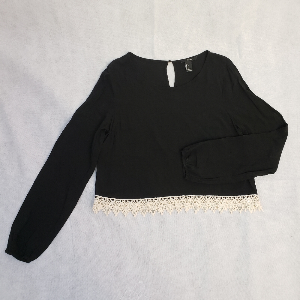 Forever 21 Semi-Crop Top Long-Sleeve Blouse